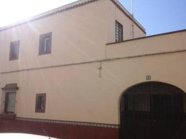 Casa chalet en Venta en Barrio Bajo