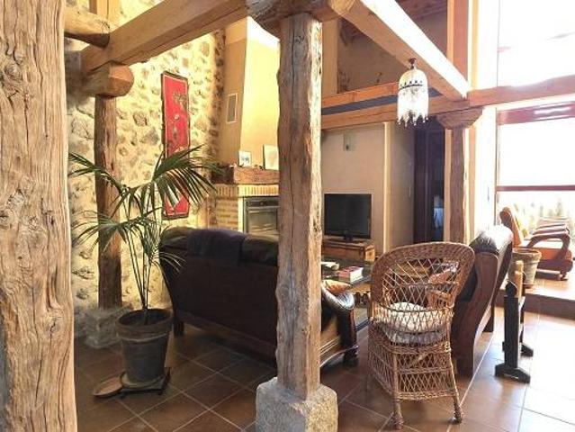 Casa chalet en Venta en Basardilla