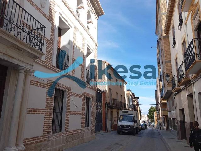 Casa chalet en Venta en Baza