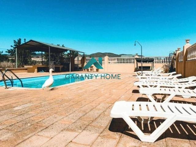 Casa chalet en Venta en Baza