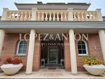 Casa chalet en Venta en Benaguasil