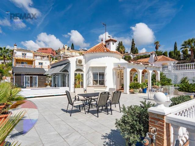Casa chalet en Venta en Benajarafe