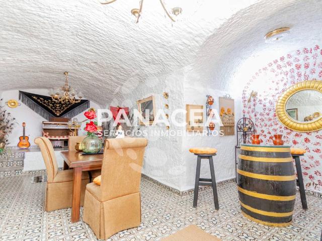 Casa chalet en Venta en Benalúa