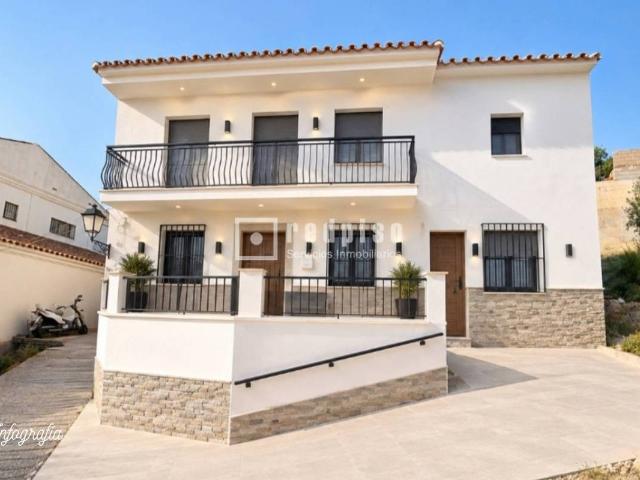 Casa chalet en Venta en Benamargosa