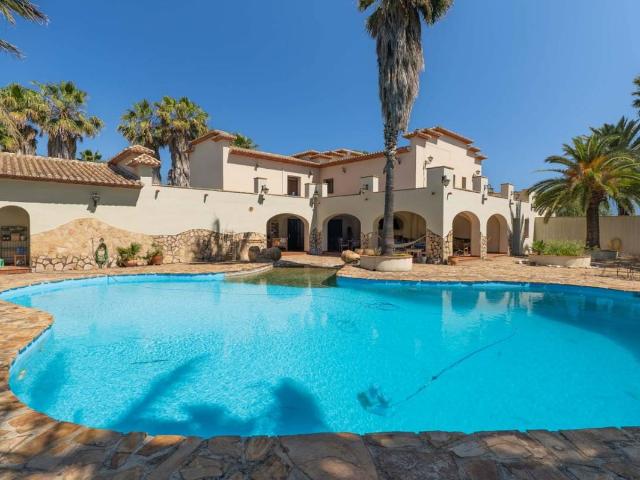 Casa chalet en Venta en Beniarbeig