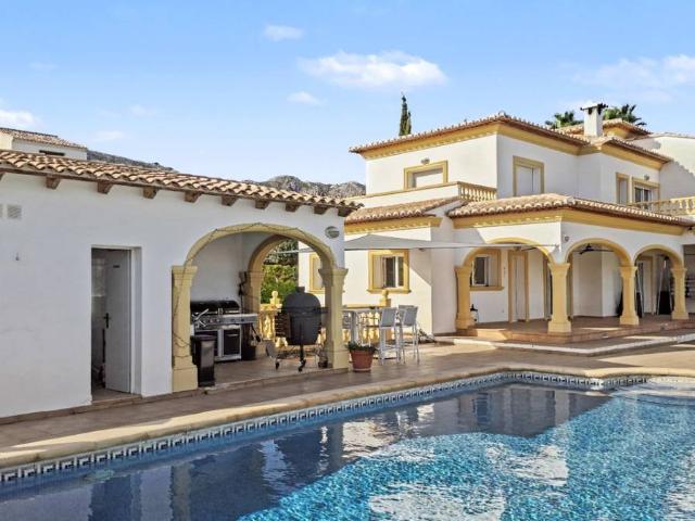 Casa chalet en Venta en Beniarbeig
