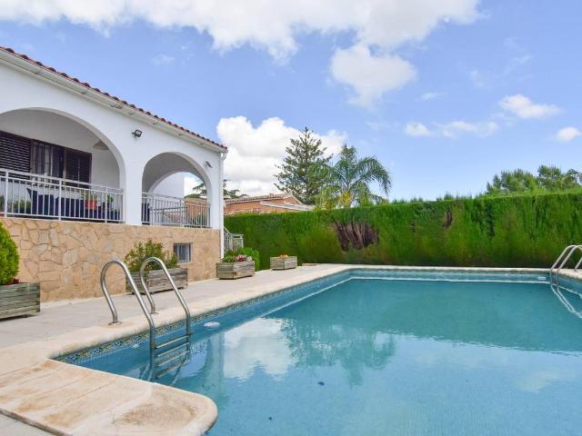 Casa chalet en Venta en Benifaió