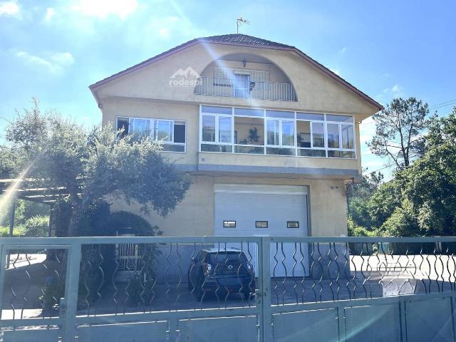 Casa chalet en Venta en Beade