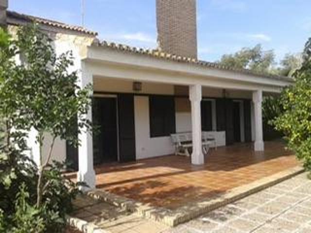 Casa chalet en Venta en Beas