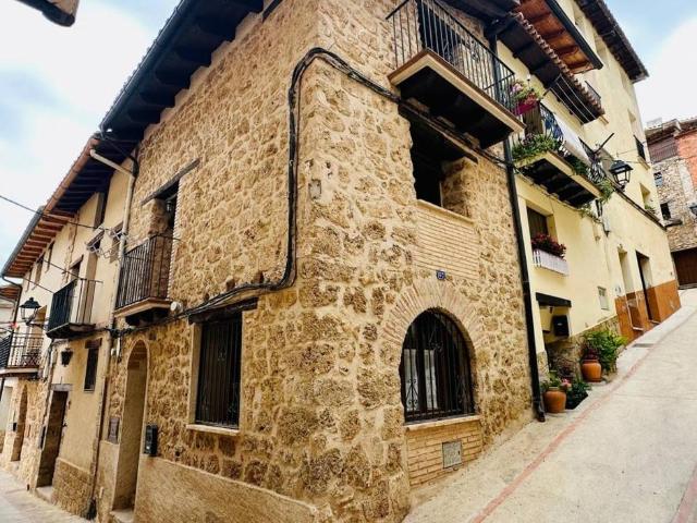 Casa chalet en Venta en Beceite