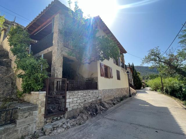 Casa chalet en Venta en Beceite