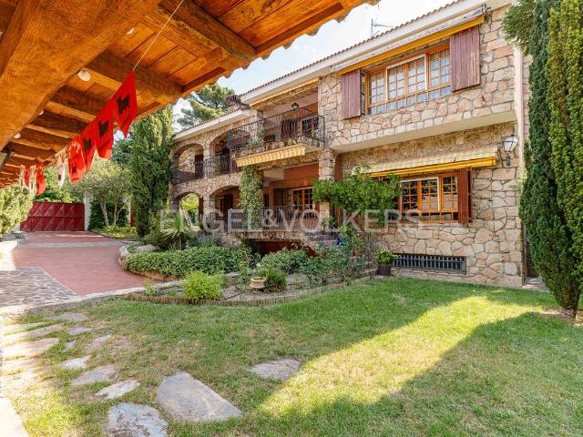 Casa chalet en Venta en Becerril de la Sierra