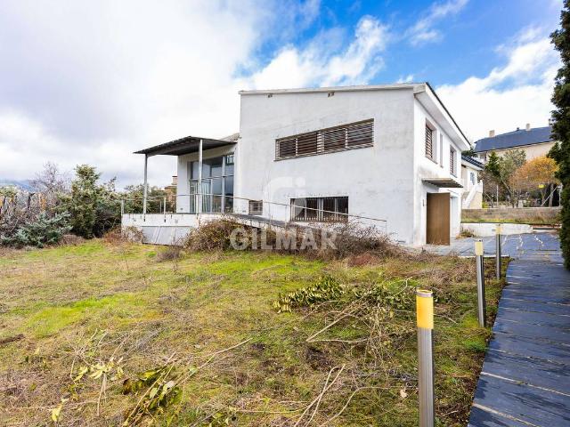 Casa chalet en Venta en Becerril de la Sierra