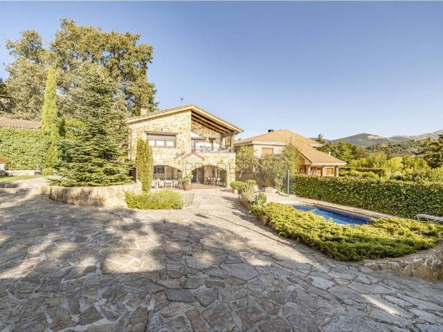 Casa chalet en Venta en Becerril de la Sierra