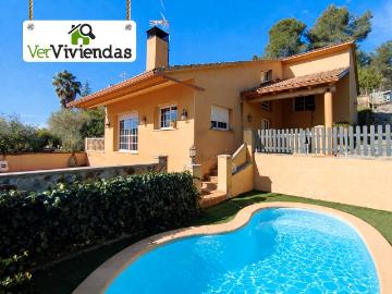 Casa chalet en Venta en Begues
