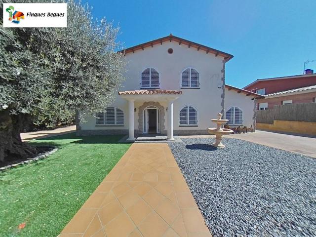 Casa chalet en Venta en Begues