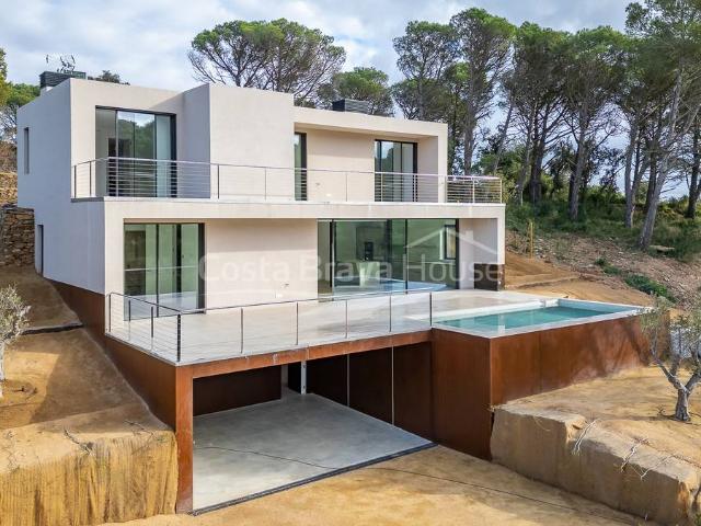 Casa chalet en Venta en Begur pueblo