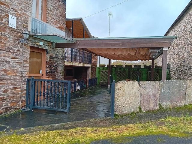 Casa chalet en Venta en Begonte