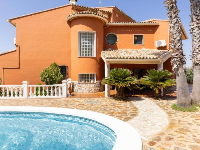 Casa chalet en Venta en Bélgida
