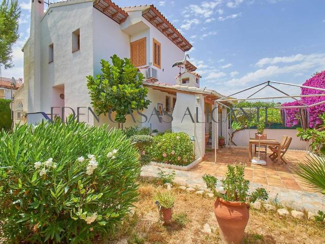 Casa adosada en Venta en Bellavista Capiscol Frank Espinós