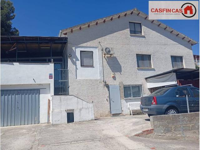 Casa chalet en Venta en Bellvei