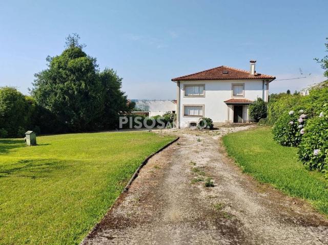 Casa chalet en Venta en Bergondo
