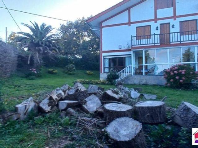 Casa chalet en Venta en Bermeo