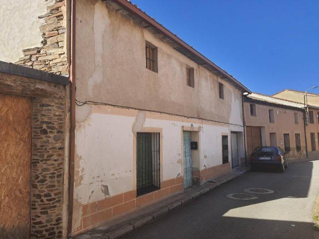 Casa chalet en Venta en Bernardos