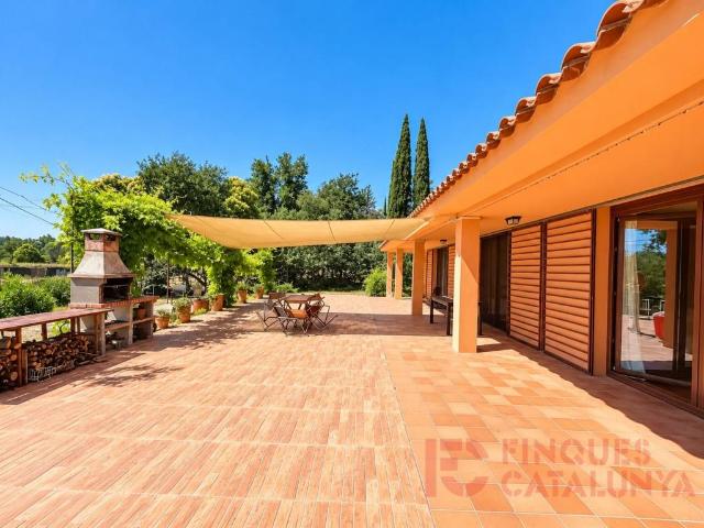Casa chalet en Venta en Bescanó