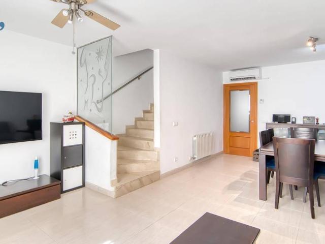 Casa chalet en Venta en Bescanó
