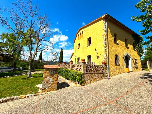Casa chalet en Venta en Bescanó