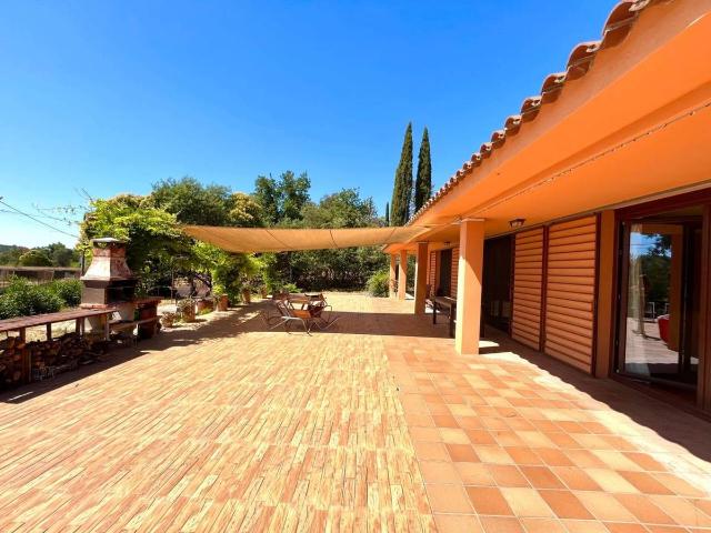 Casa chalet en Venta en Bescanó