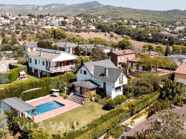 Casa chalet en Venta en Bigues i Riells del Fai