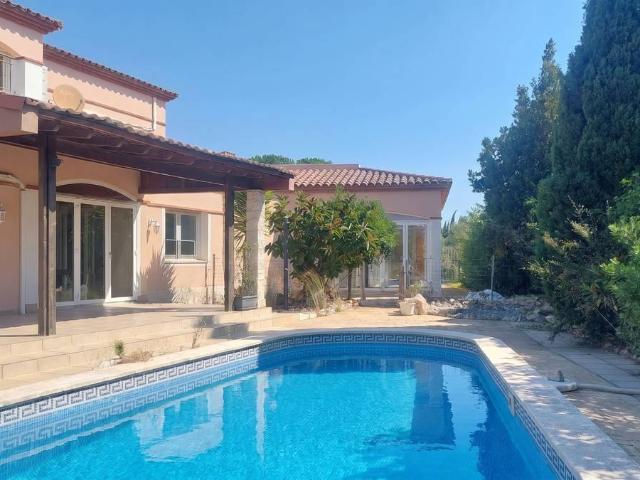 Casa chalet en Venta en Bonmont Terres Noves
