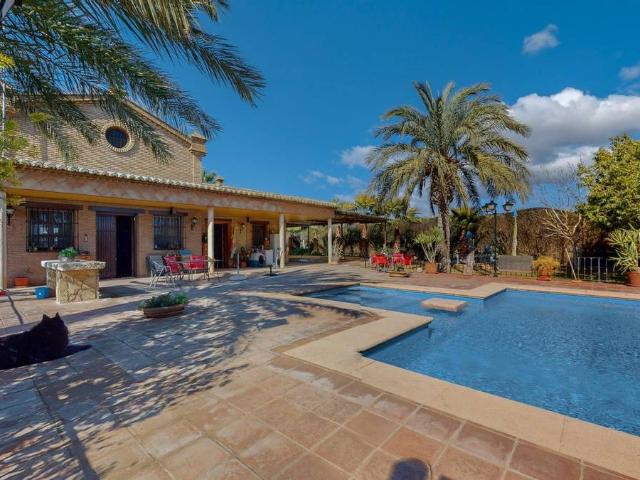 Casa chalet en Venta en Bobadilla Bobadilla Estación La Joya