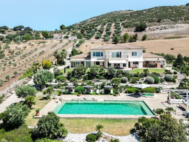 Casa chalet en Venta en Bobadilla Bobadilla Estación La Joya