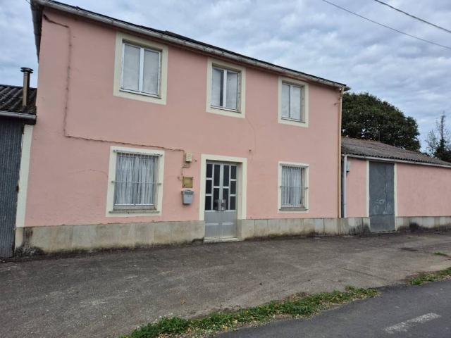 Casa chalet en Venta en Boimorto