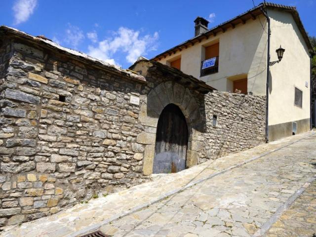 Casa chalet en Venta en Boltaña
