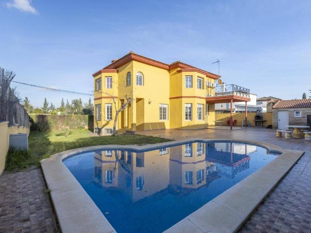 Casa chalet en Venta en Bollullos de la Mitación