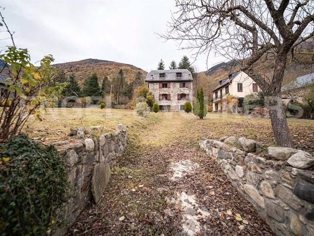 Casa chalet en Venta en Bossòst