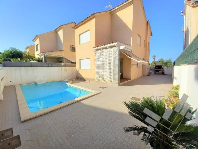 Casa chalet en Venta en Boverals Saldonar
