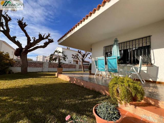 Casa chalet en Venta en Boverals Saldonar