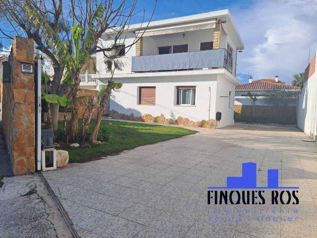 Casa chalet en Venta en Boverals Saldonar