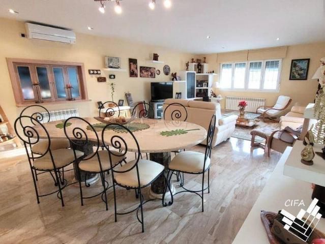 Casa chalet en Venta en Boverals Saldonar