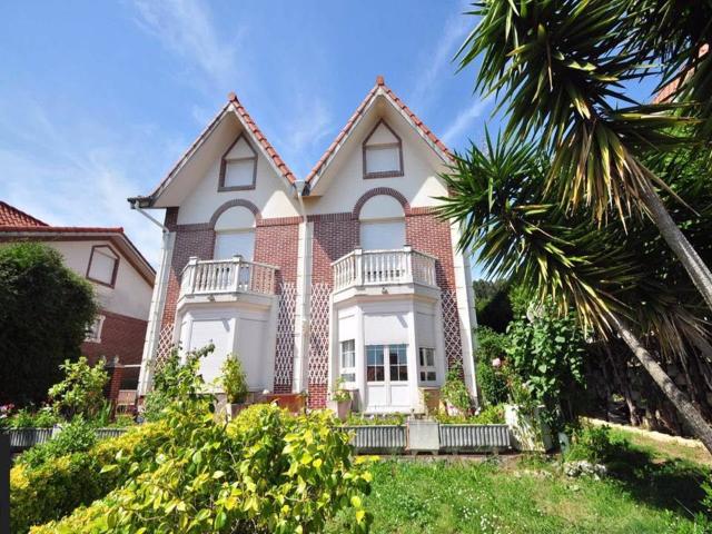 Casa chalet en Venta en Brazomar