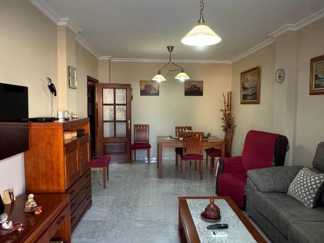 Casa chalet en Venta en Brenes