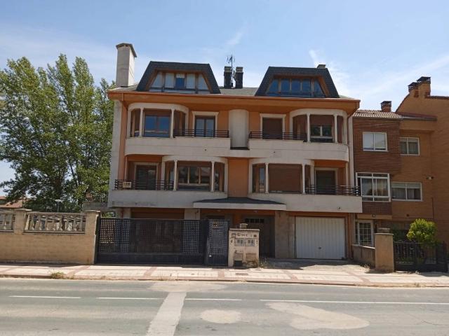 Casa chalet en Venta en Briviesca