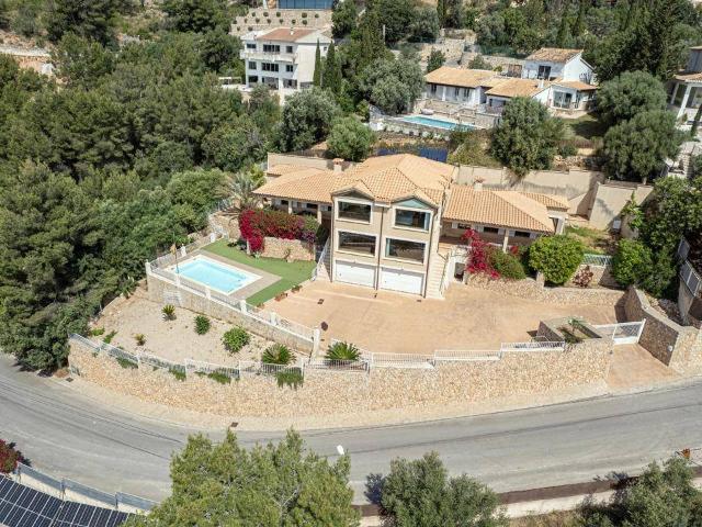 Casa chalet en Venta en Bunyola