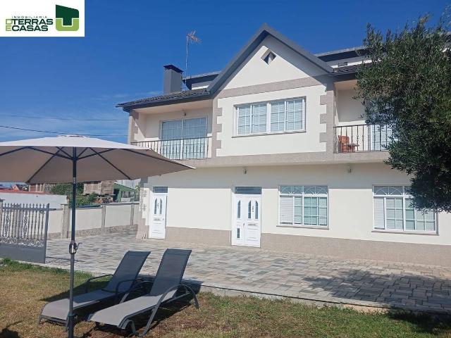 Casa chalet en Venta en Bueu