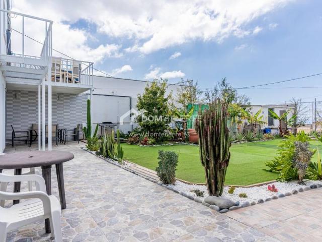 Casa chalet en Venta en Buzanada
